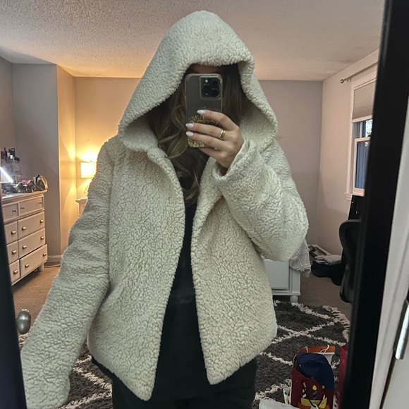 Fur jacket hooded - Picture 3 of 4